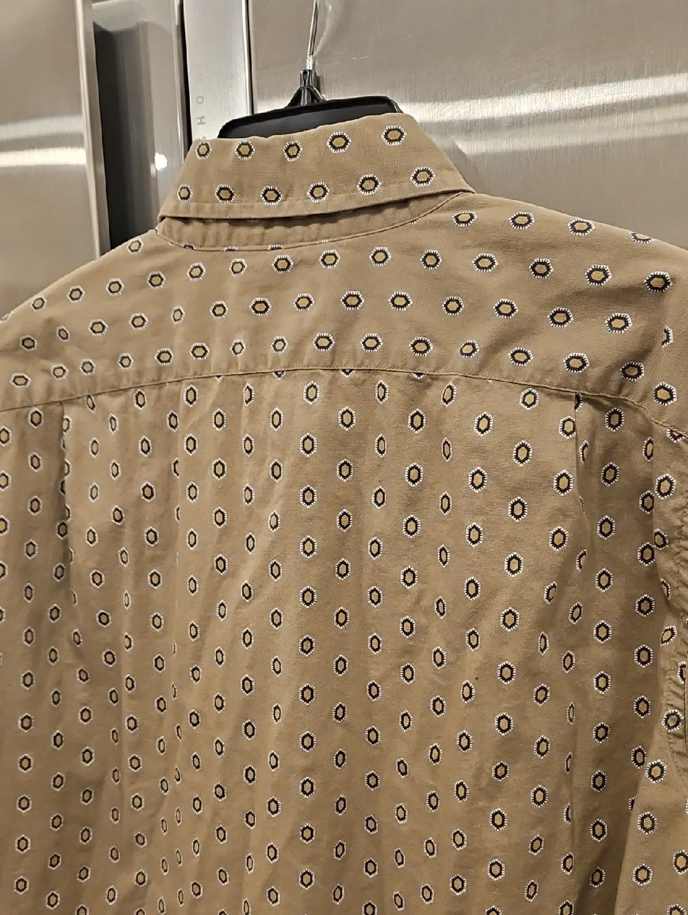 ​J. CREW Slim Fit Button Down Shirt Tan Geometric Medallion Print Size Medium